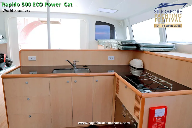 Vamoose II Yacht Photos Pics Rapido 500 ECO Power Cat