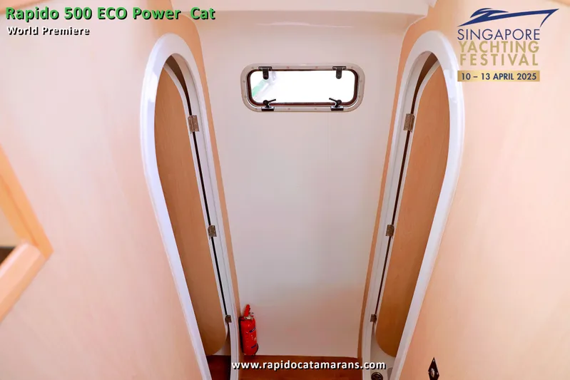 Vamoose II Yacht Photos Pics Rapido 500 ECO Power Cat