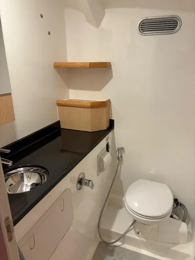 Vamoose II Yacht Photos Pics Rapido 500 ECO Power Cat