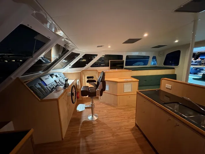 Vamoose II Yacht Photos Pics Rapido 500 ECO Power Cat