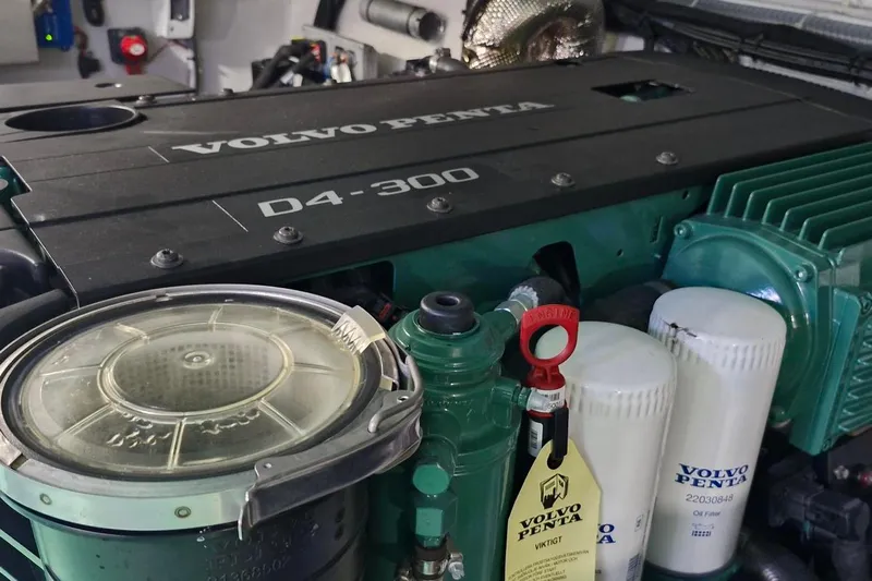  Yacht Photos Pics Volvo Penta D4-300 engine in 2024 Galeon 410 HTC yacht.
