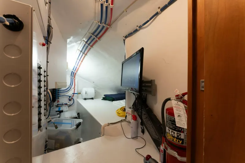 Dr. Dark Yacht Photos Pics 