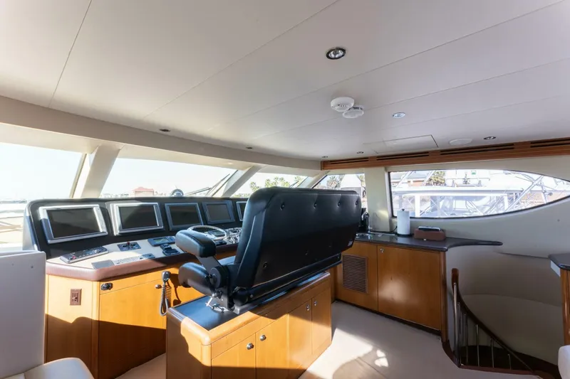 Dr. Dark Yacht Photos Pics 