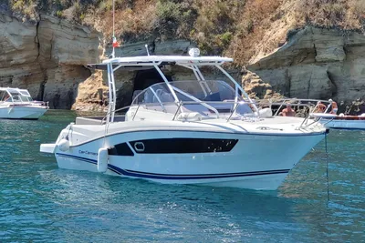 2020 Jeanneau Cap Camarat 9.0 WA