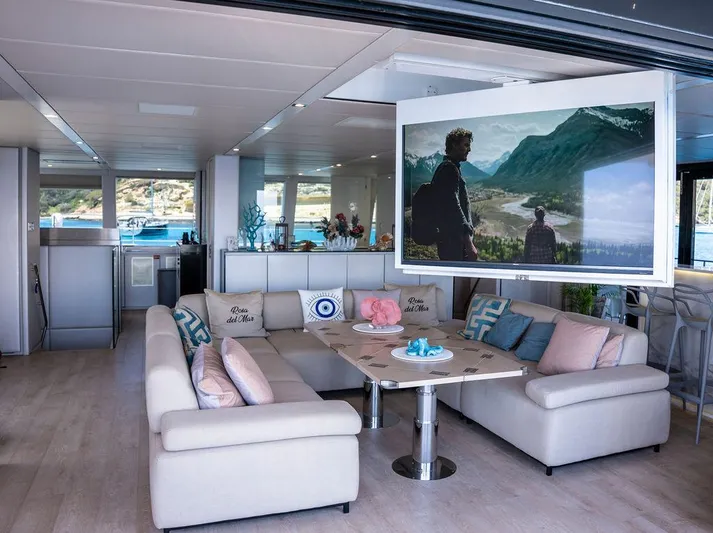 Rosa Del Mar Yacht Photos Pics 