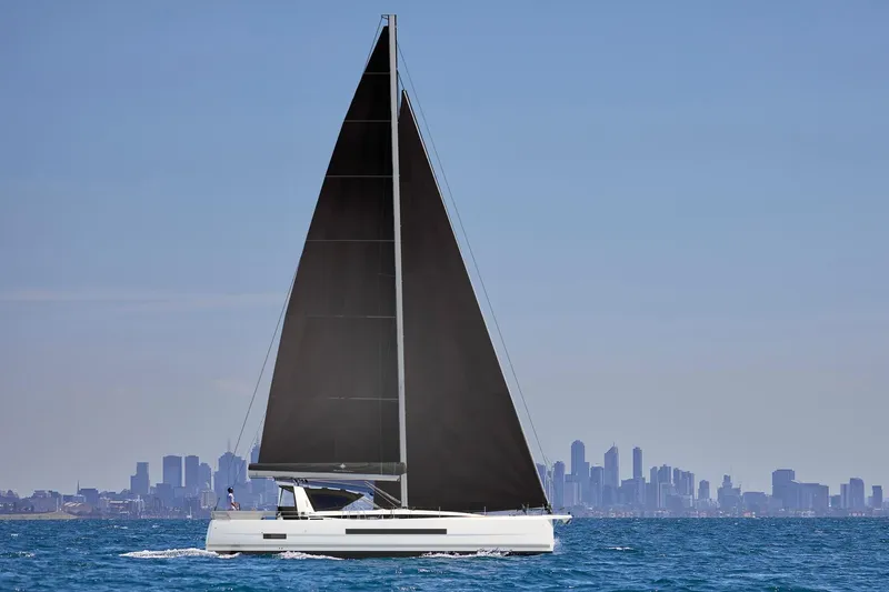 Les Quatre Vents Yacht Photos Pics Manufacturer Provided Image