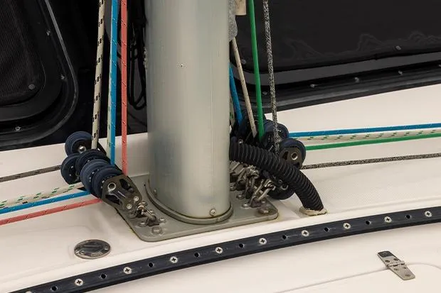 Honu Kai Yacht Photos Pics Seawind 1260 sailboat deck with mast and rigging, 2019 model.