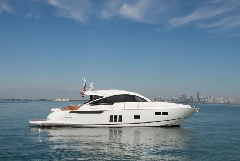  Yacht Photos Pics Manufacturer Provided Image: Fairline Targa 62 Gran Turismo Side View