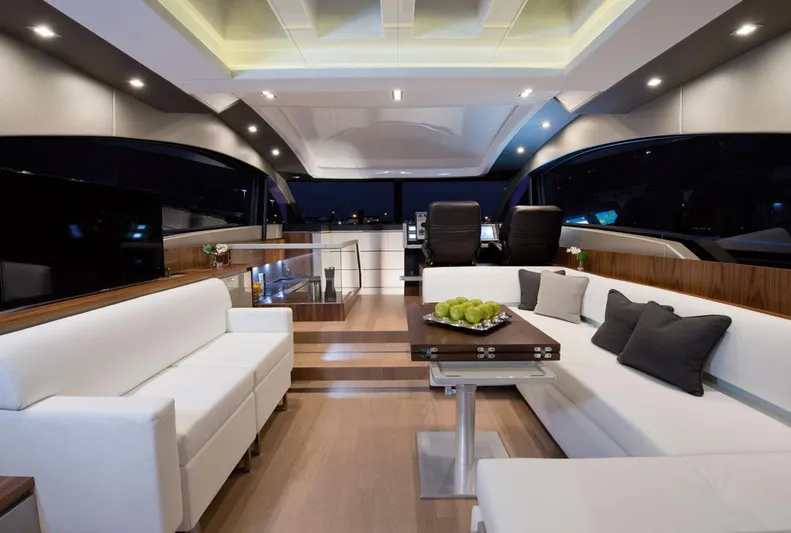  Yacht Photos Pics Fairline Targa 62 GT &ndash; Elegant Yacht Interior
