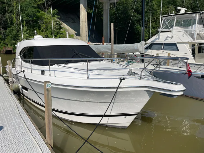 Esquire Yacht Photos Pics 