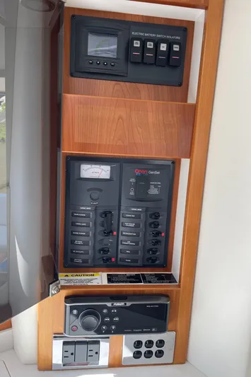 Esquire Yacht Photos Pics 