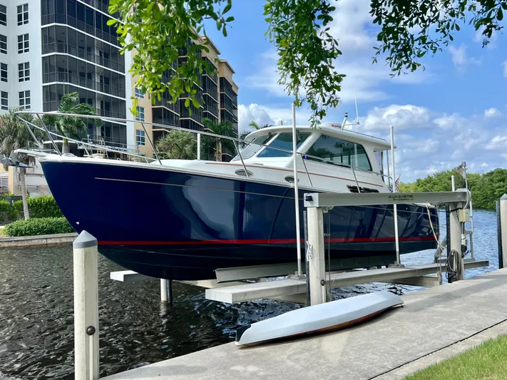 Someday's Here Yacht Photos Pics 