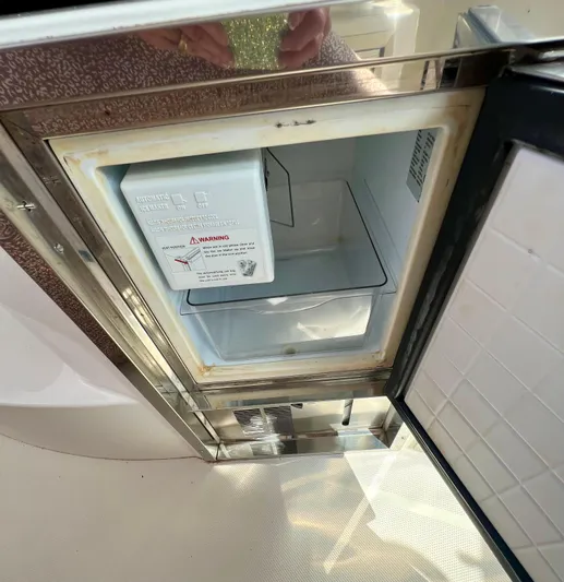 Someday's Here Yacht Photos Pics 