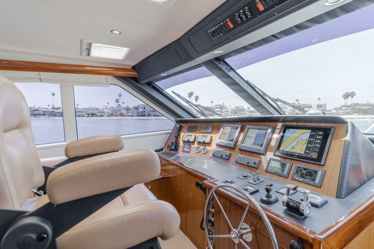2008 Viking 52 