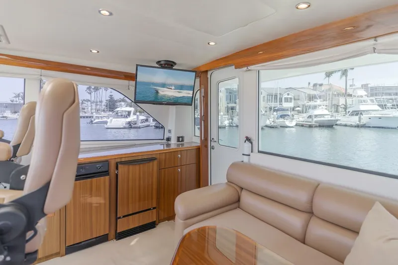 Endurance Yacht Photos Pics 2008 Viking 52 Sport Coupe Endurance