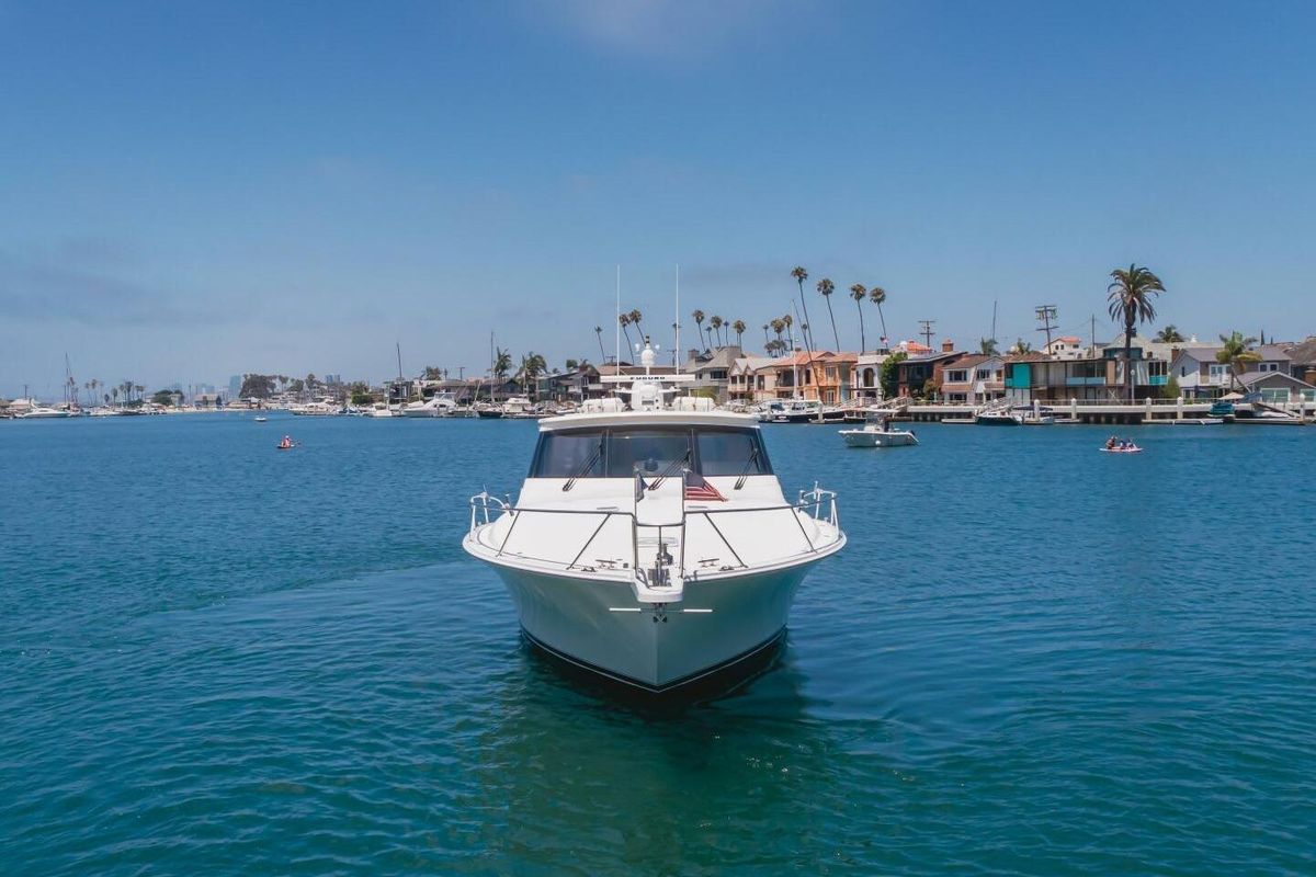 2008 Viking 52 