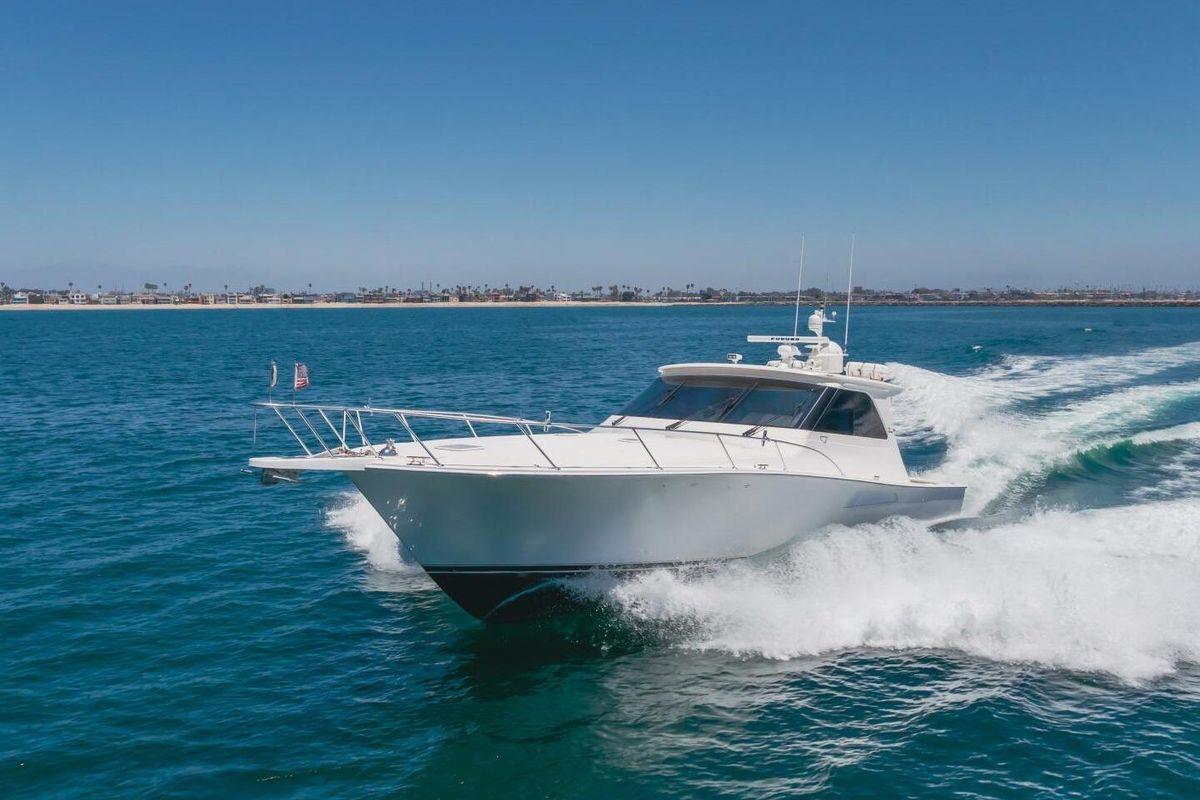 2008 Viking 52 