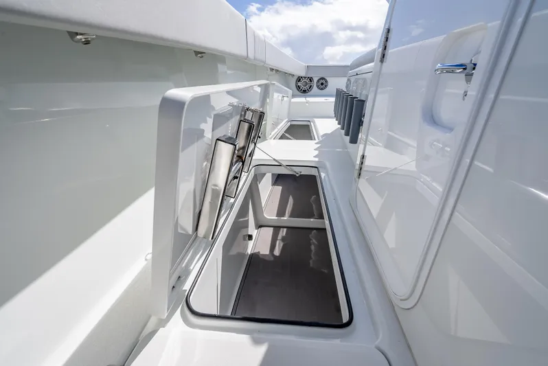 "whiskey Business" Yacht Photos Pics 