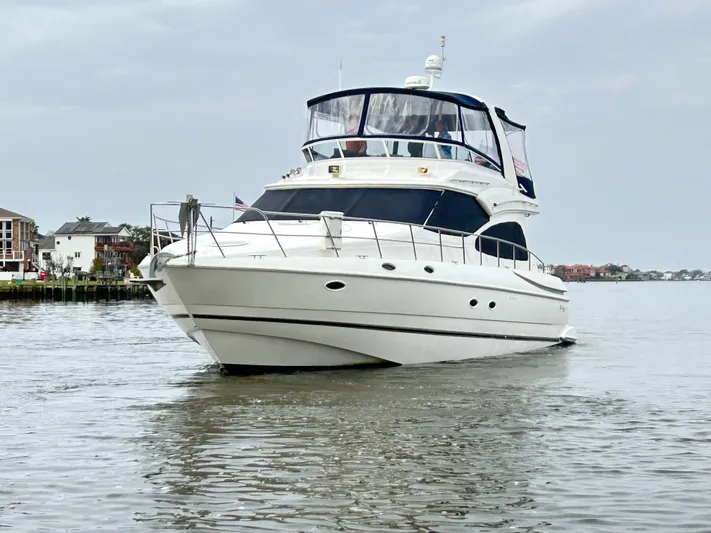 Sea Star Yacht Photos Pics 