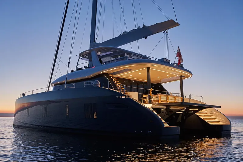  Yacht Photos Pics Manufacturer Provided Image
