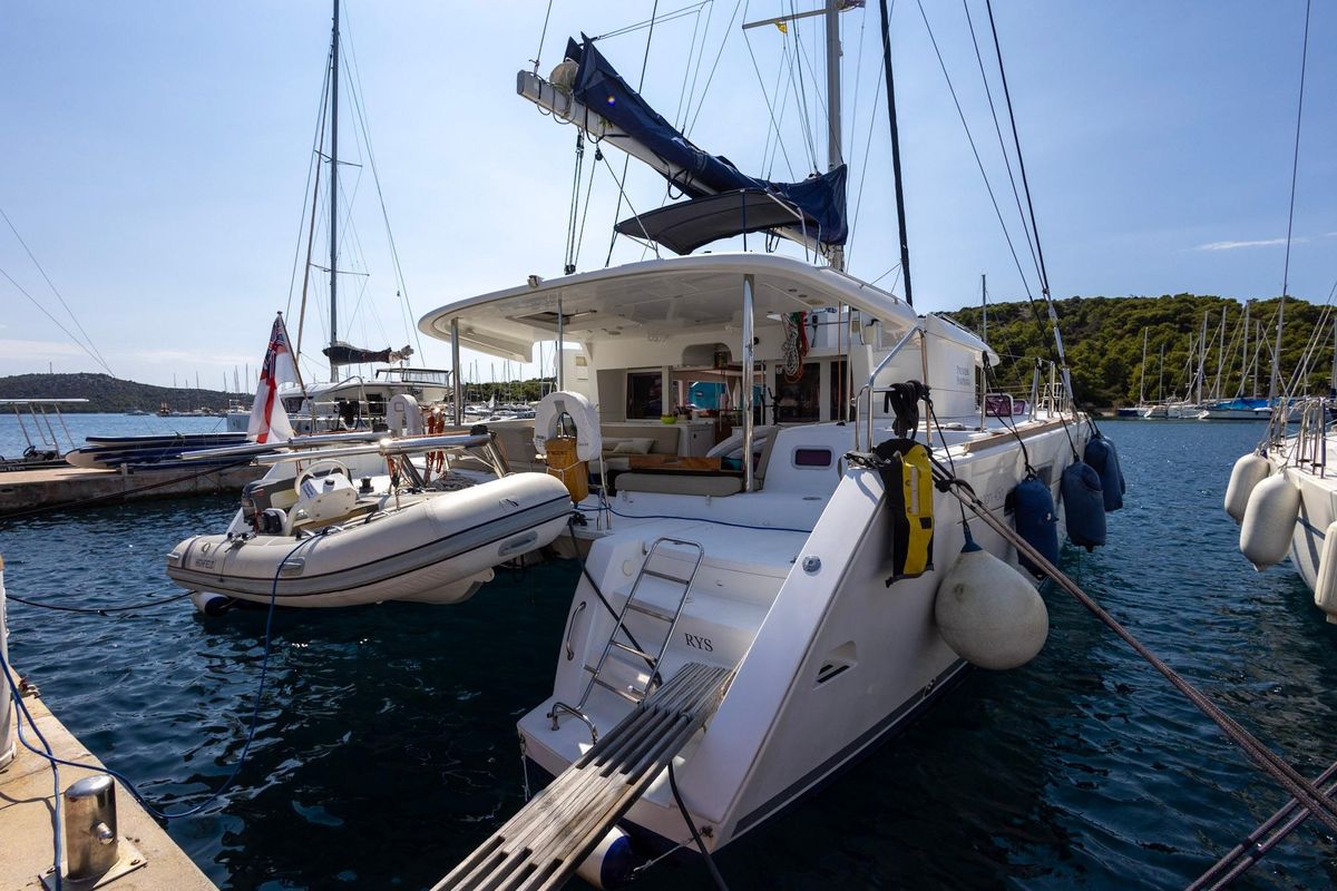 2011 Lagoon 45 