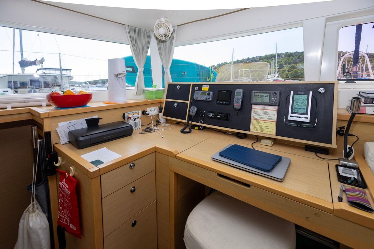 2011 Lagoon 45 