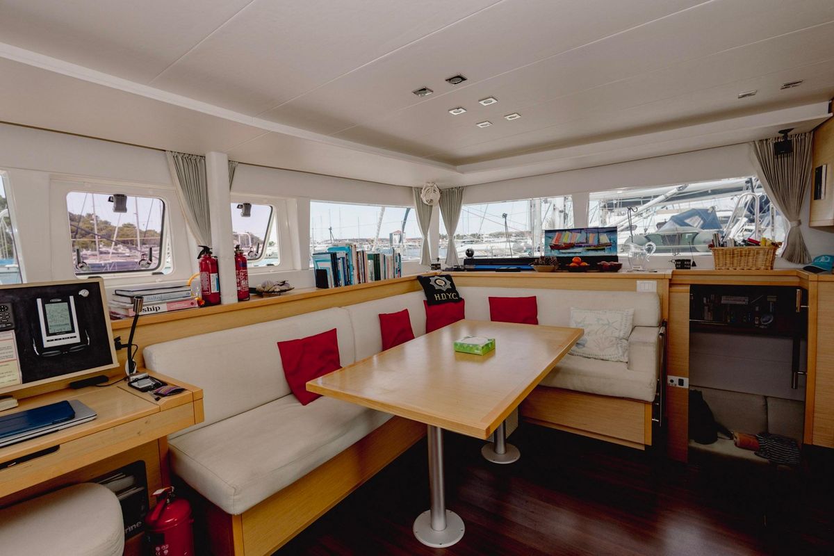 2011 Lagoon 45 