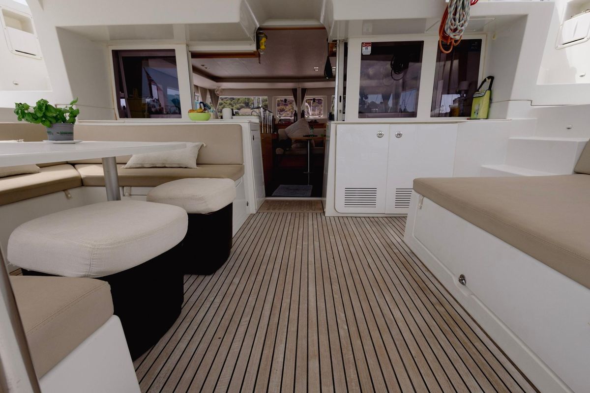 2011 Lagoon 45 