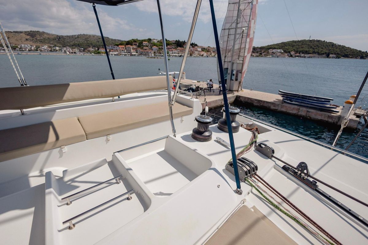 2011 Lagoon 45 