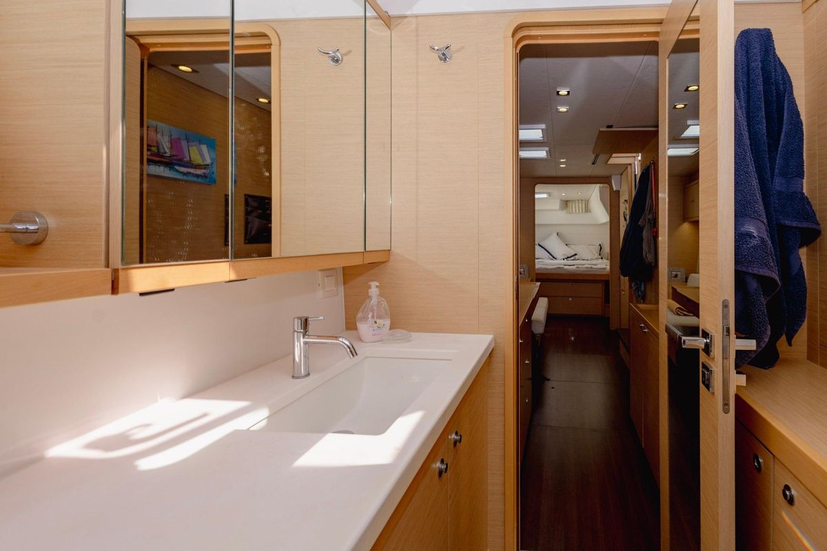 2011 Lagoon 45 