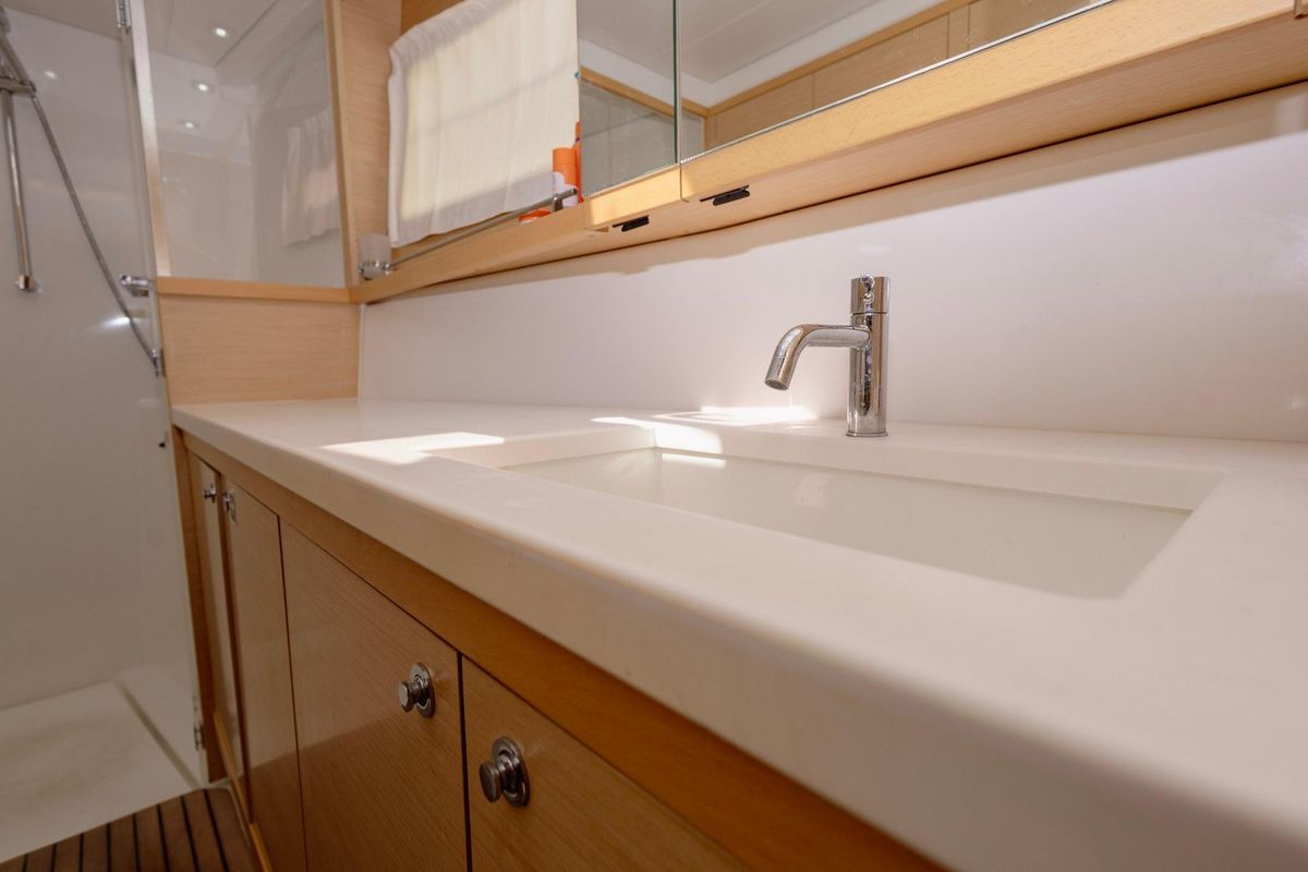 2011 Lagoon 45 