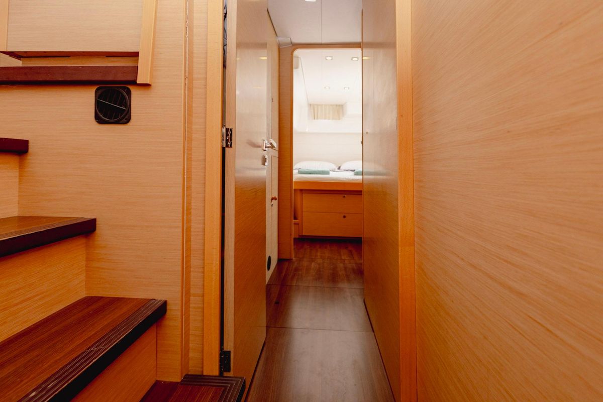 2011 Lagoon 45 