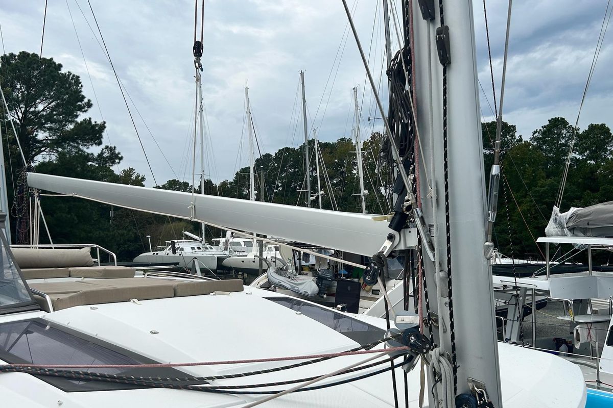 2019 Fountaine Pajot 44 