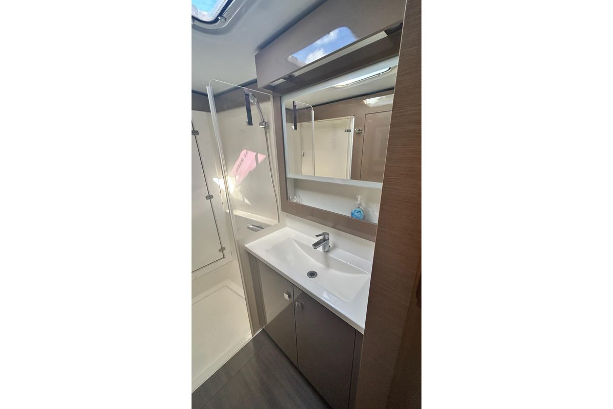 2019 Fountaine Pajot 44 