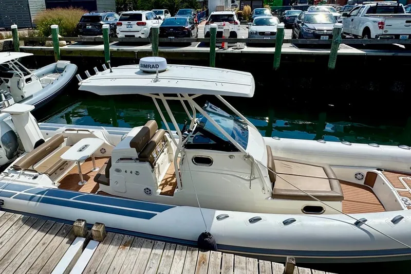  Yacht Photos Pics Along side