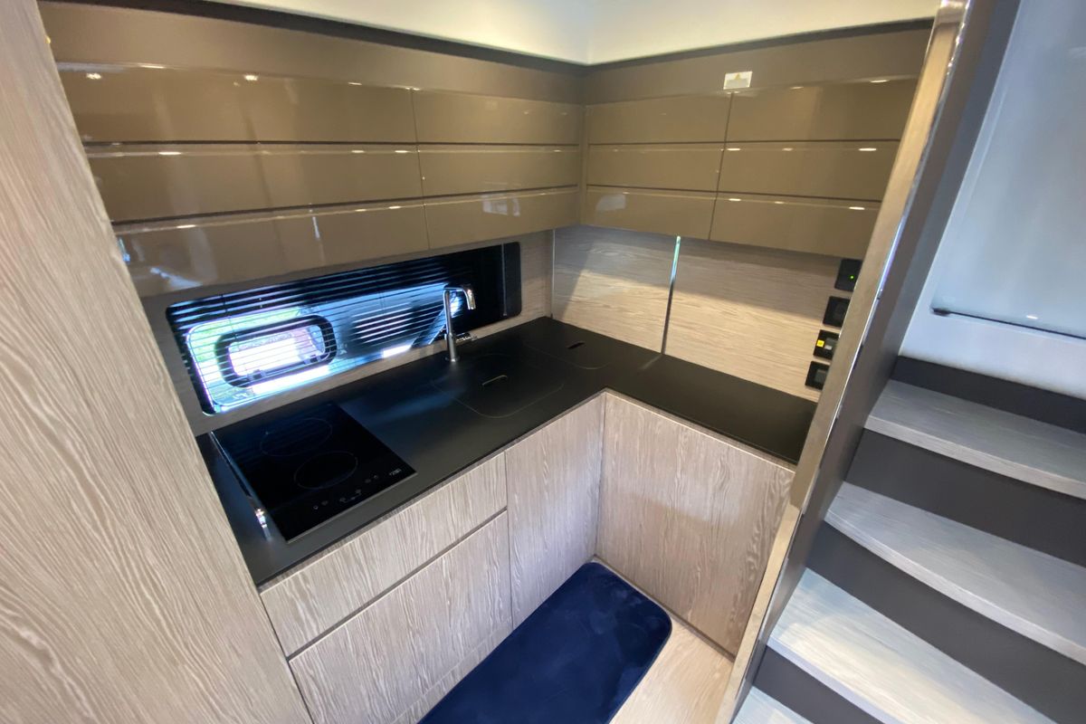 2021 Azimut 45 