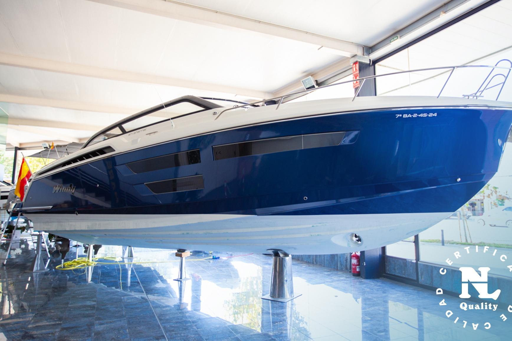 2024 Windy 37 Shamal