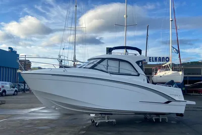 2025 Beneteau Antarès 7