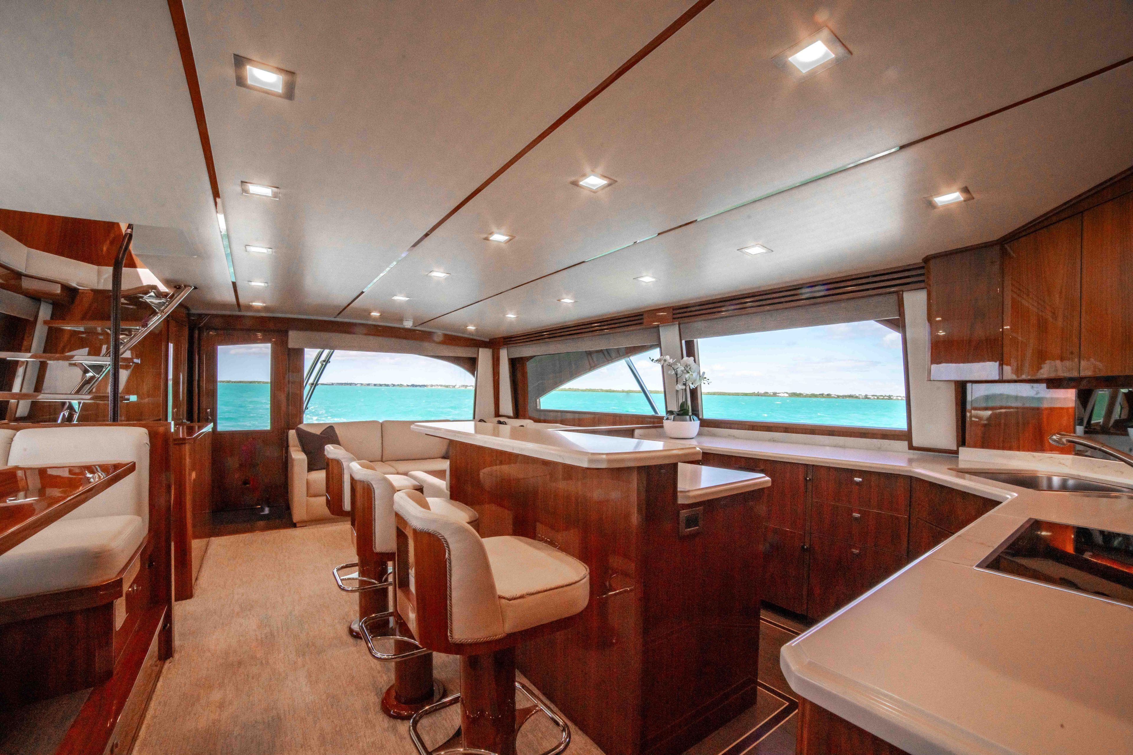 2019 Viking 72 