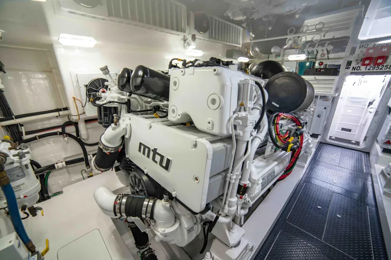 Reely Dude Yacht Photos Pics 