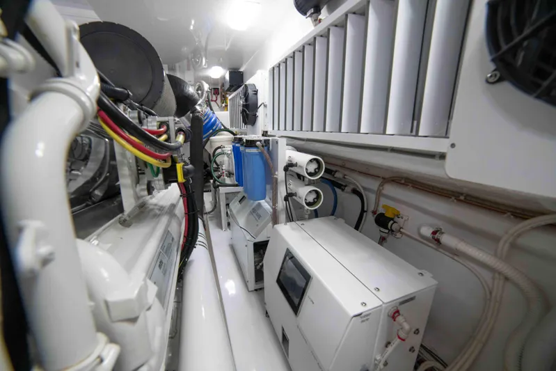 Reely Dude Yacht Photos Pics 