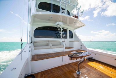 Yacht