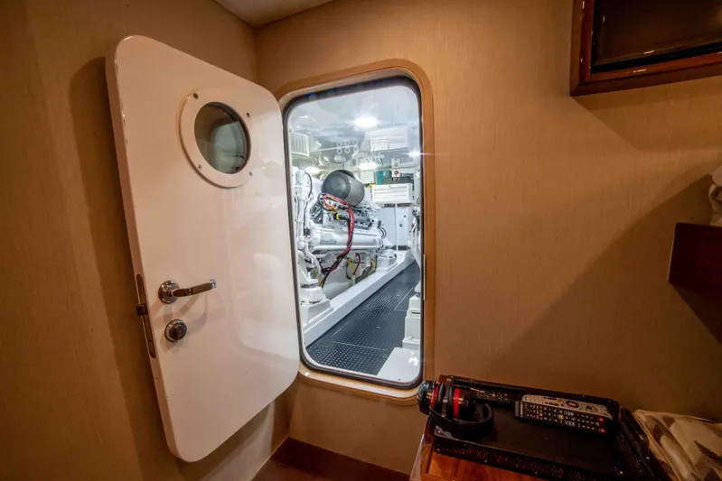 Reely Dude Yacht Photos Pics 