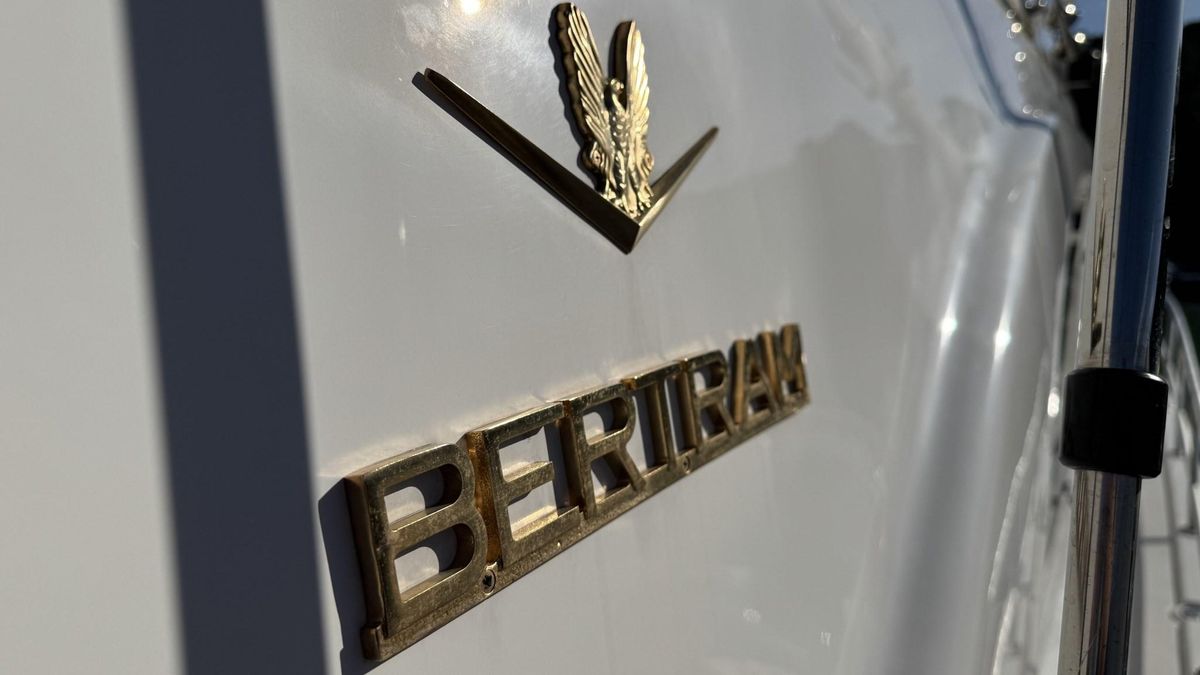 2001 Bertram 48 