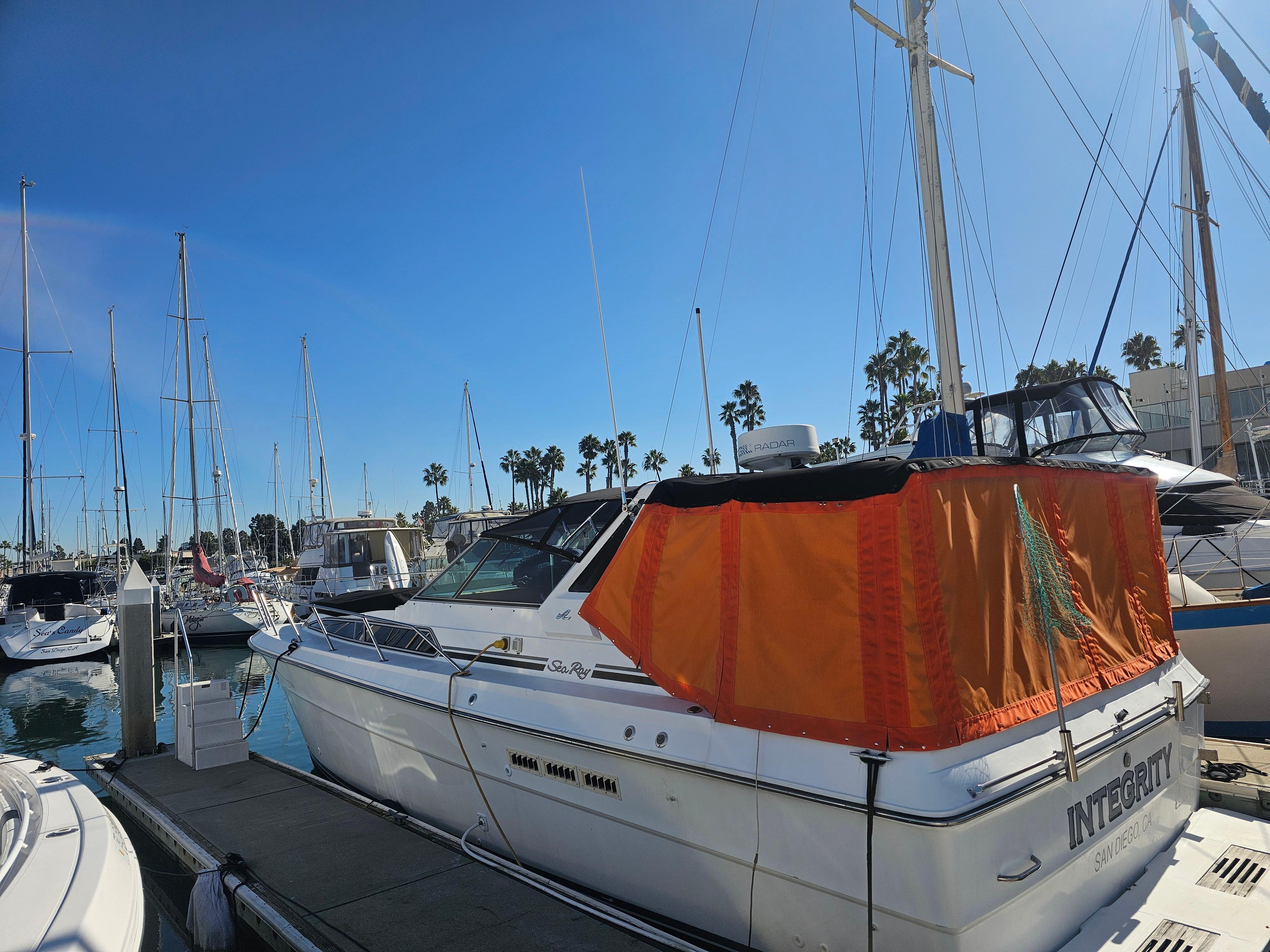 1988 Sea Ray 390 Express Cruiser Express Cruiser for sale