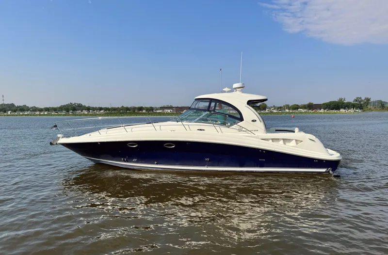 Feeling Blue Yacht Photos Pics 