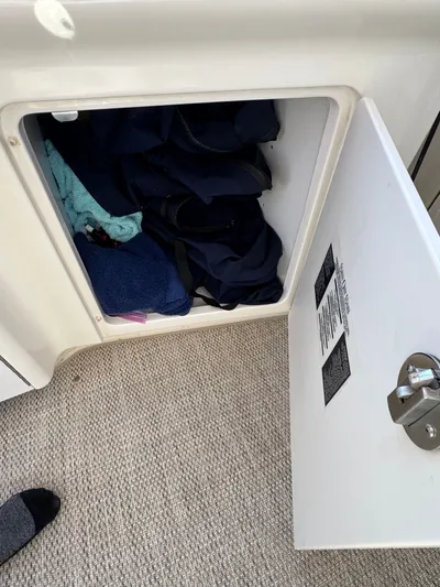 Feeling Blue Yacht Photos Pics 