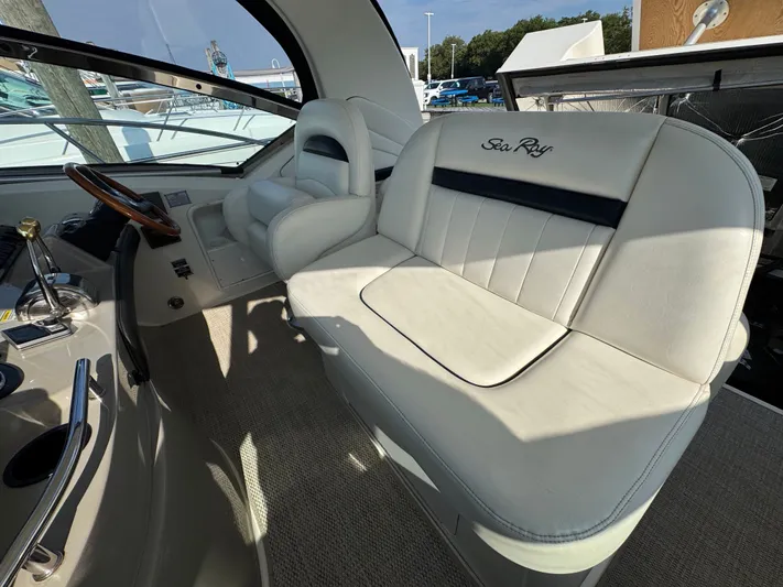 Feeling Blue Yacht Photos Pics 