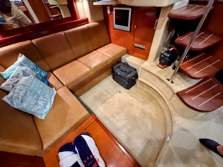 Feeling Blue Yacht Photos Pics 