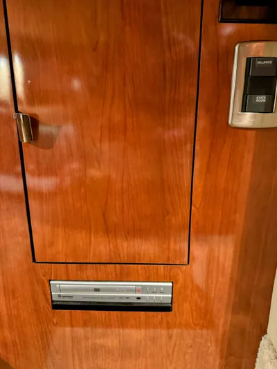 Feeling Blue Yacht Photos Pics 